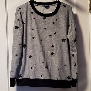 SPLENDID long sleeve gray sweater ringer w/ allover star pattern in gray